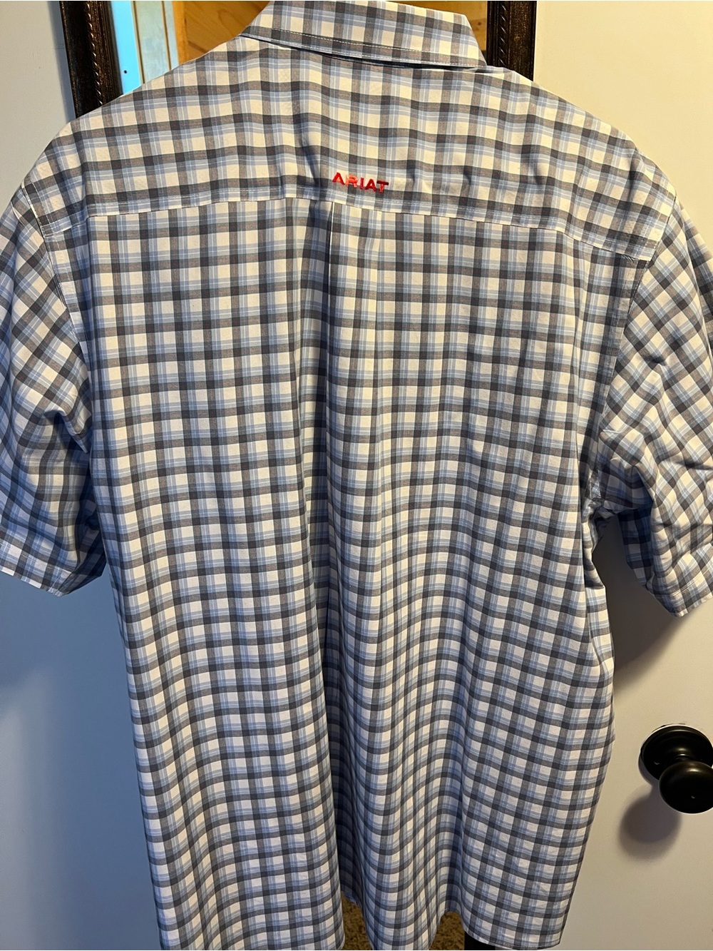 Ariat Men's Short-Sleeve Plaid Button-Down Shirt - Blue/Gray - Picture 3 of 3
